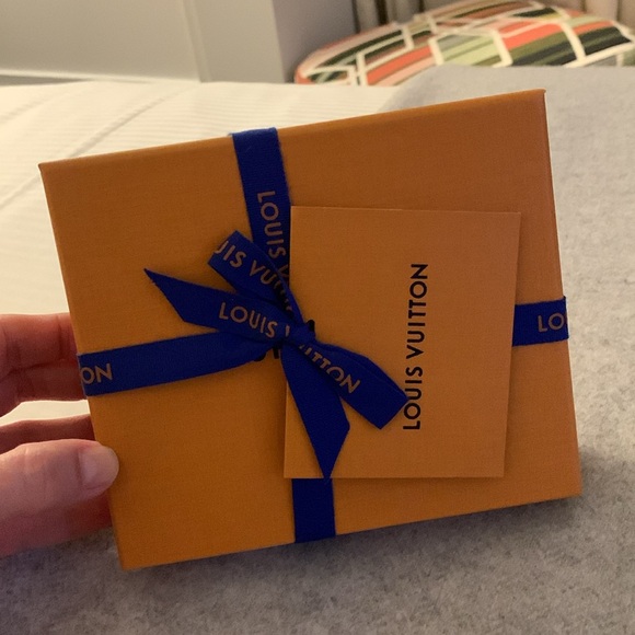 Louis Vuitton Orange Gift Box with Blue Ribbon smaller size, rare, brand new - Picture 1 of 9